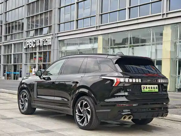 Lynk & Co 09 EM-P 2023