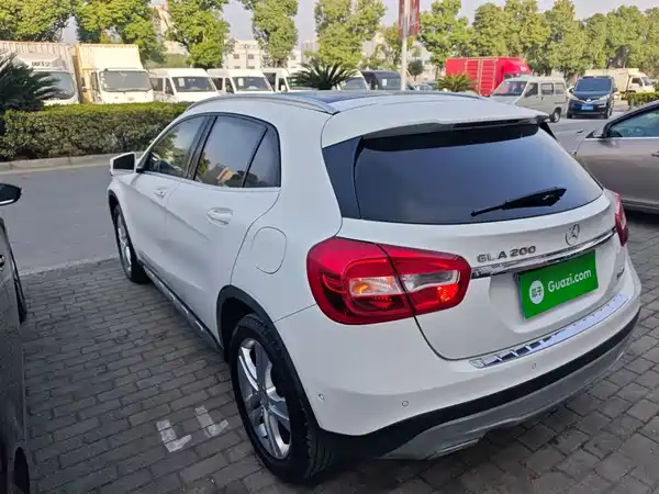 Mercedes-Benz GLA 2016