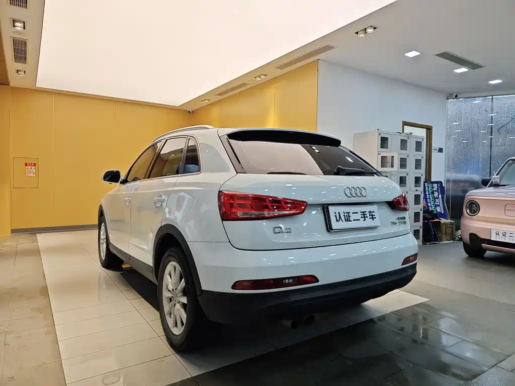 Audi Q3 2015 — фото 26