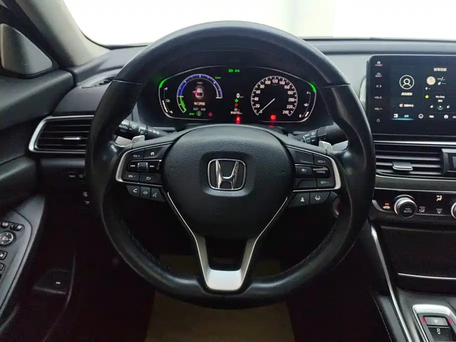 Honda Accord 2023 — фото 15