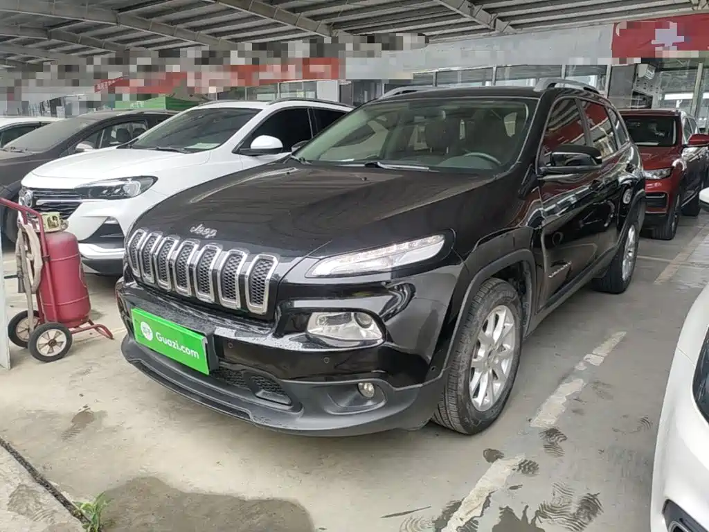Jeep Cherokee 2017 — фото 2