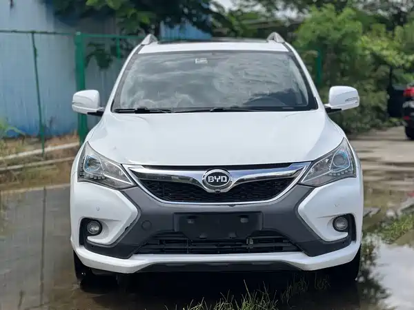BYD Song 2016