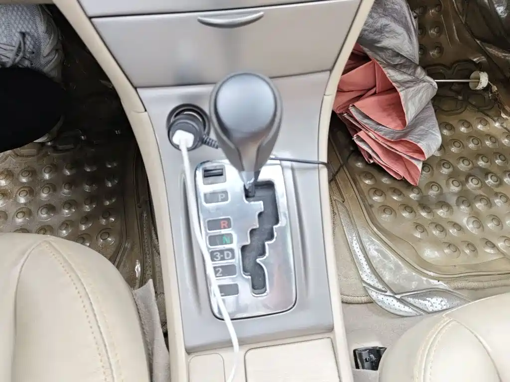 Toyota Corolla 2014 — фото 10