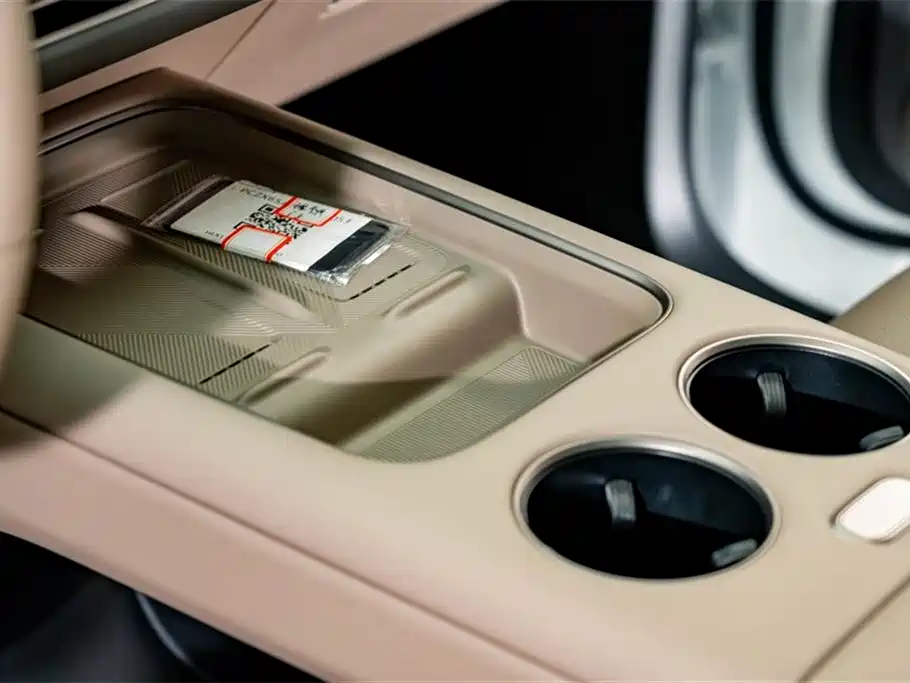 Li Auto i8 2026 — фото 13
