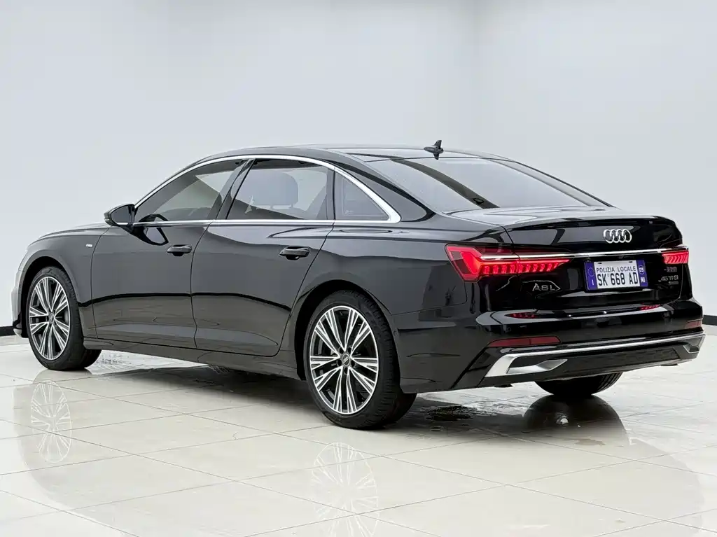 Audi A6L 2025 — фото 15