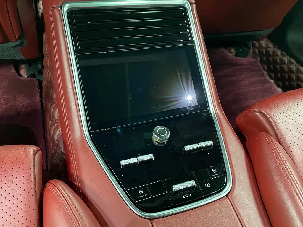 Porsche Panamera 2017 — фото 19