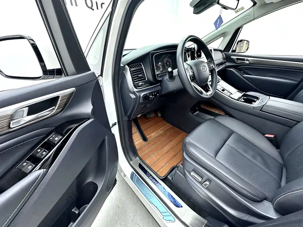 GAC Motor Trumpchi M8 2021 — фото 5