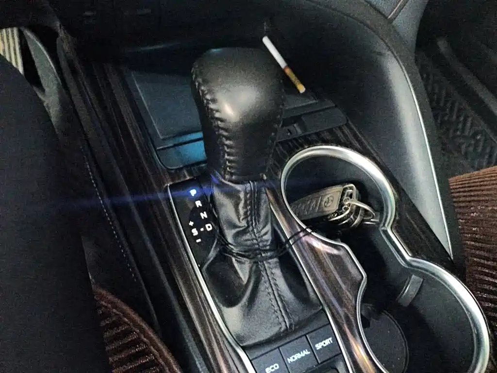 Toyota Camry 2020 — фото 15