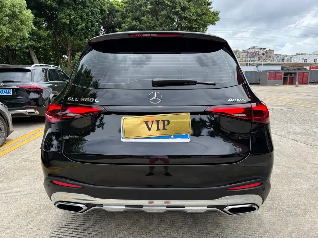 Mercedes-Benz GLC 2023