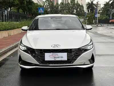 Hyundai Elantra 2020