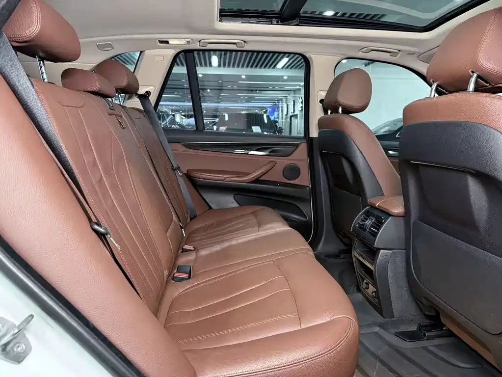 BMW X5 2016 — фото 13