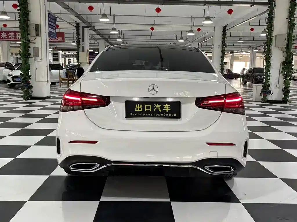 Mercedes-Benz A-Class 2022 — фото 8
