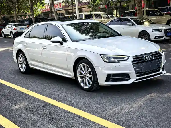 Audi A4L 2018