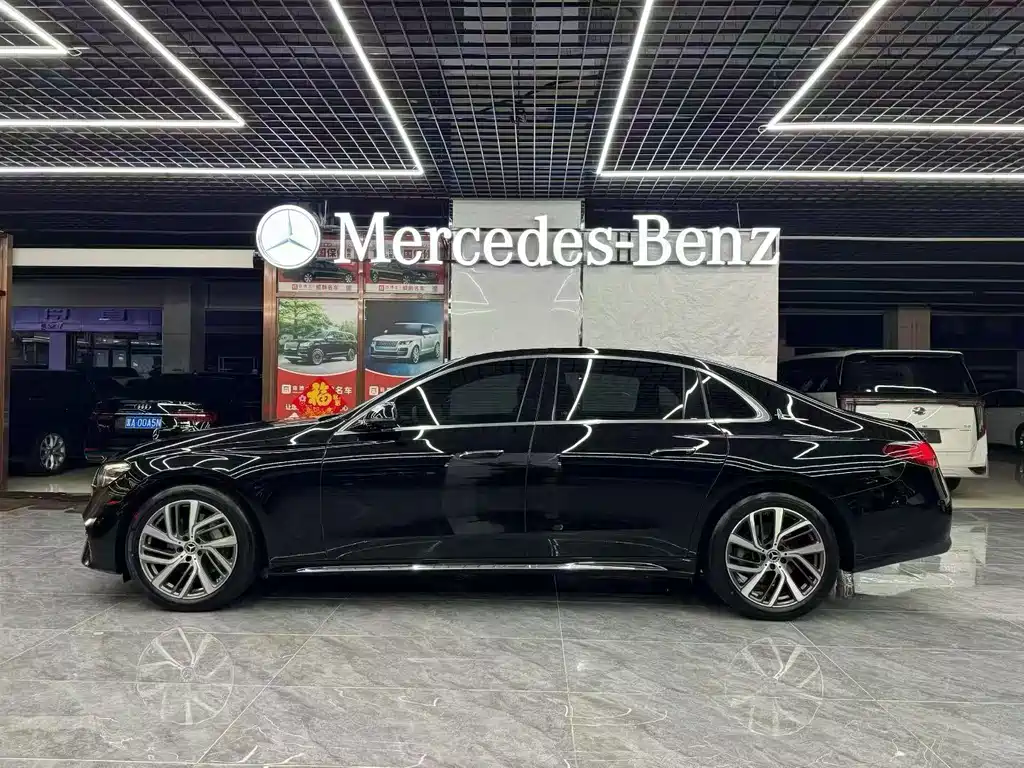 Mercedes-Benz E-Class 2025