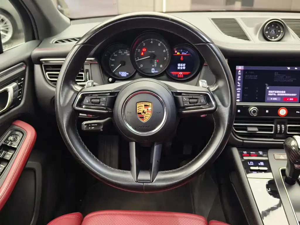 Porsche Macan 2023 — фото 10