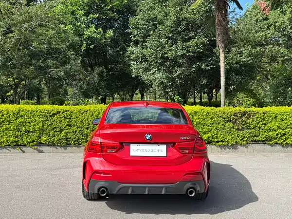 BMW 1 Series 2021