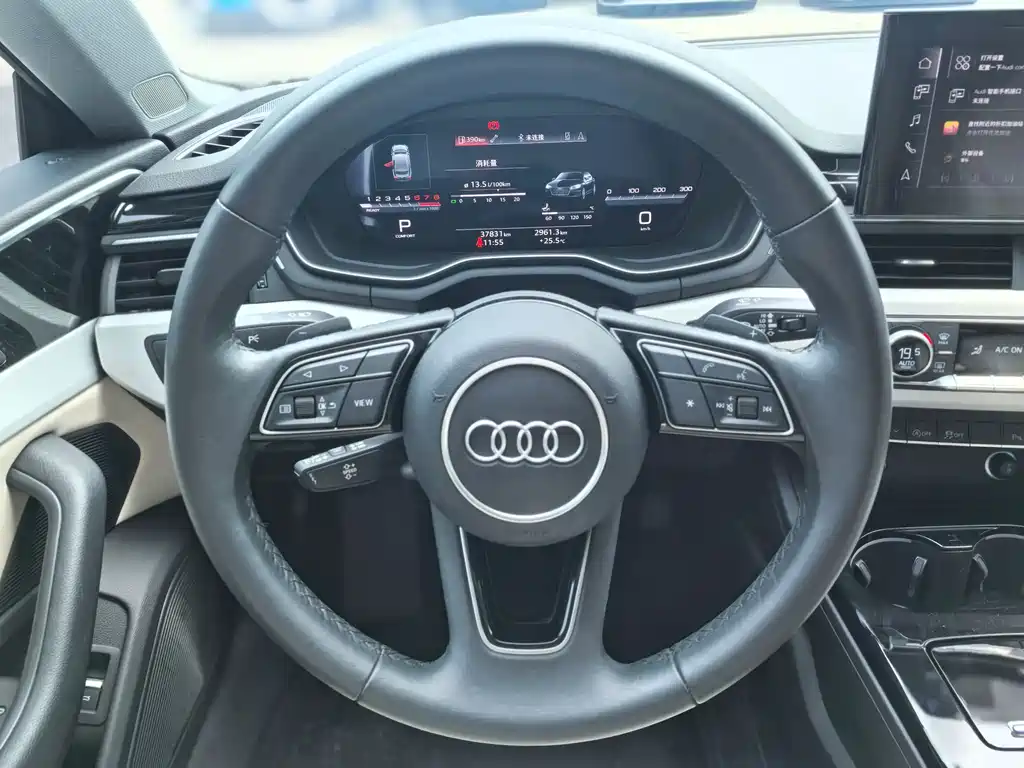 Audi A5 2023 — фото 10