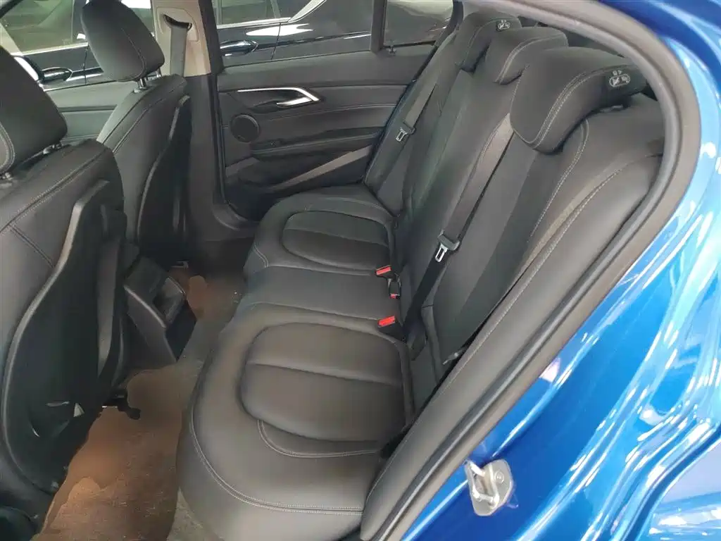 BMW 1 Series 2020 — фото 13