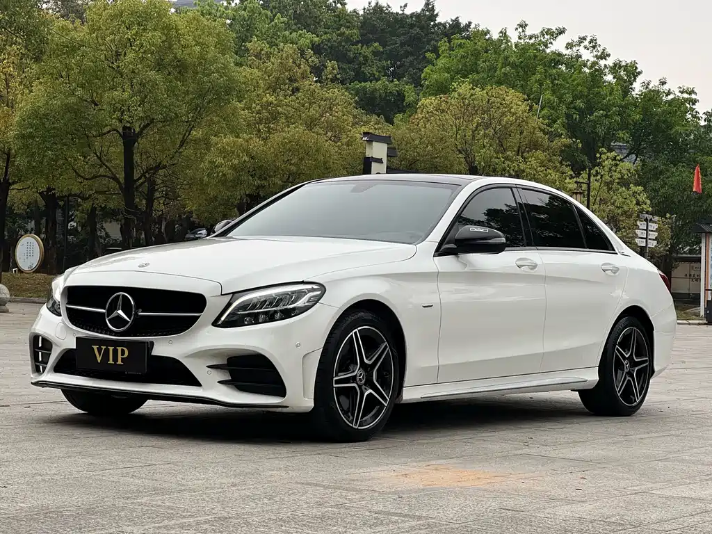 Mercedes-Benz C-Class 2021