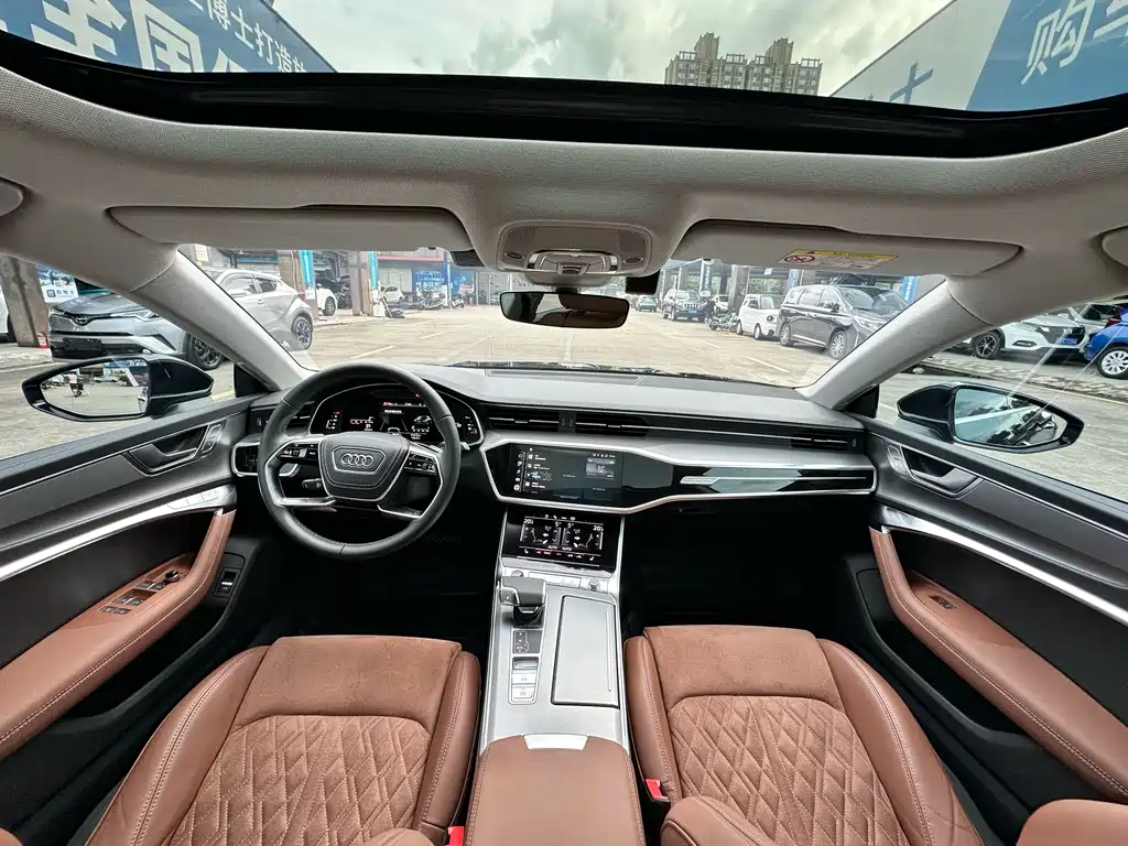 Audi A7L 2024