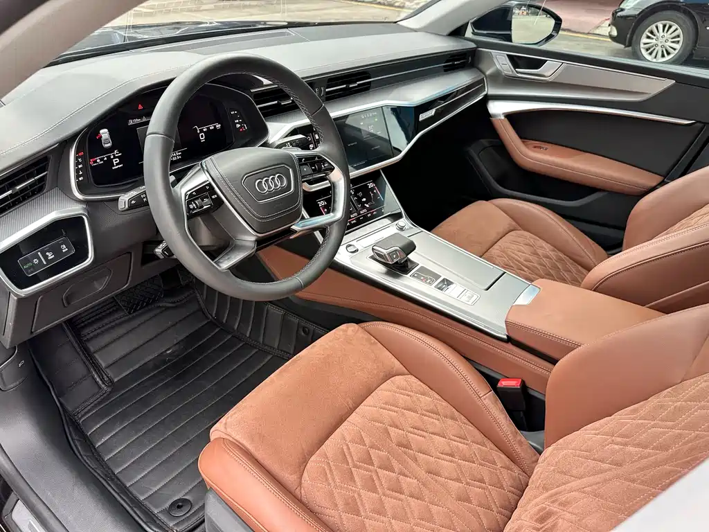 Audi A7L 2024 — фото 8