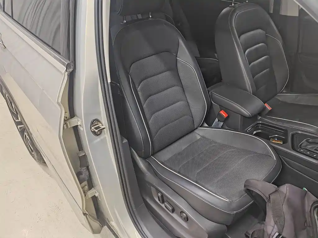 Volkswagen Tiguan L 2021 — фото 25