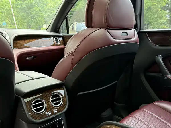 Bentley Bentayga 2020