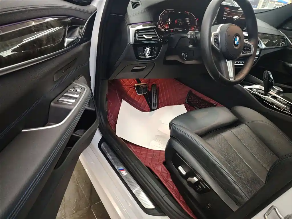 BMW 6 Series GT 2020 — фото 9