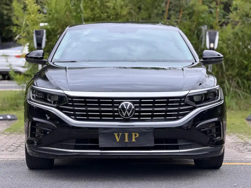 Volkswagen Passat 2022