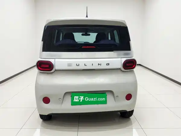 Wuling Hongguang MINIEV 2025