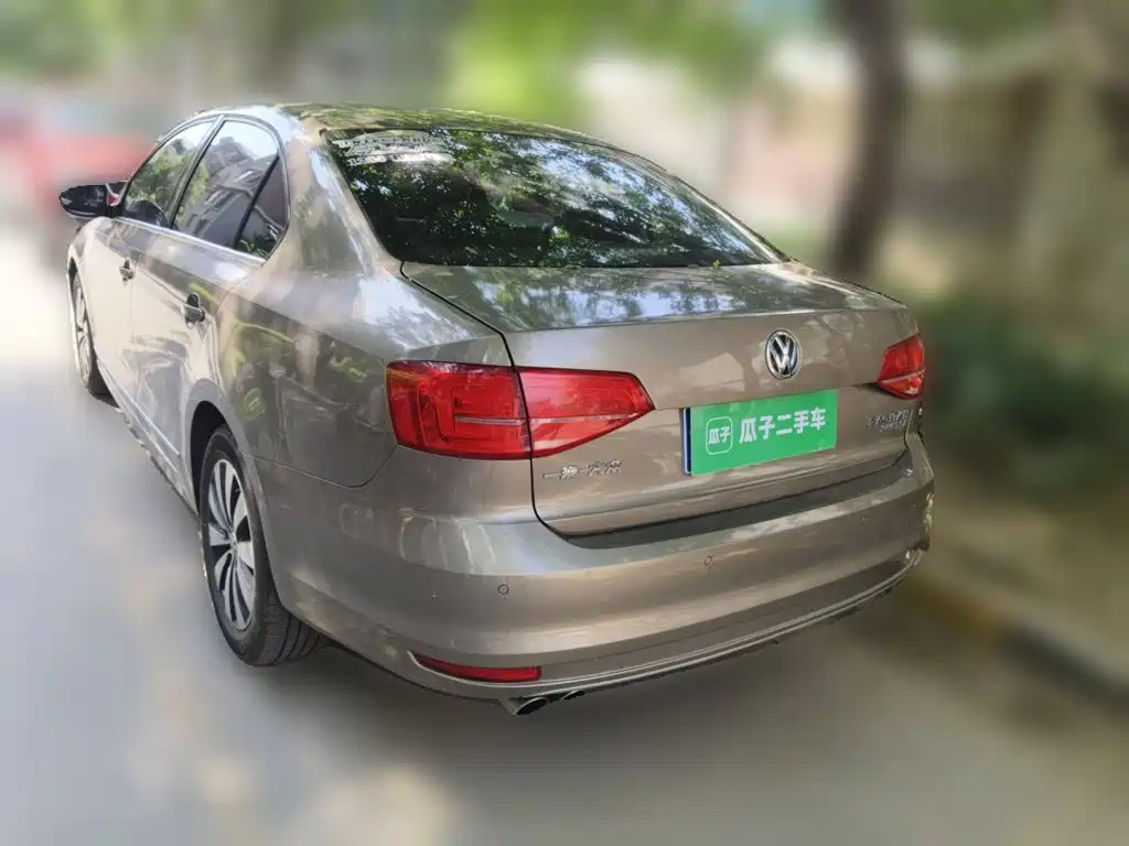 Volkswagen Sagitar 2017