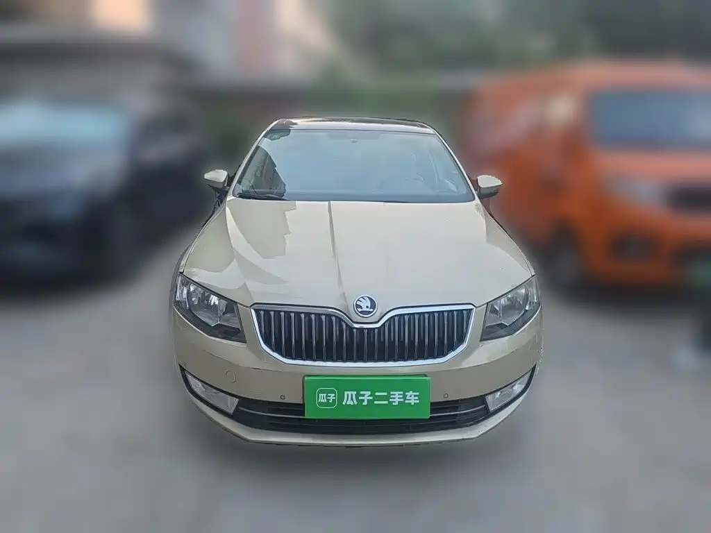 Skoda Octavia 2014 — фото 24