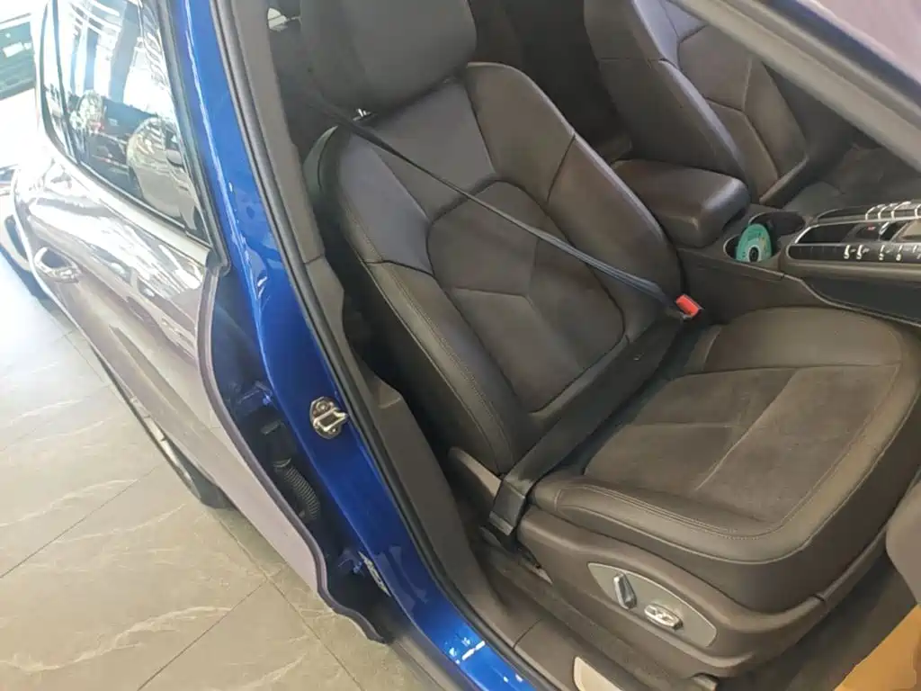 Porsche Macan 2015 — фото 25