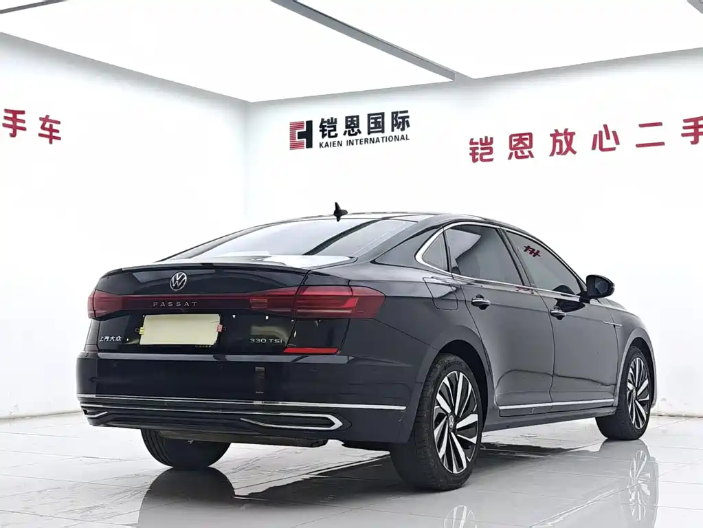 Volkswagen Passat 2022 — фото 4