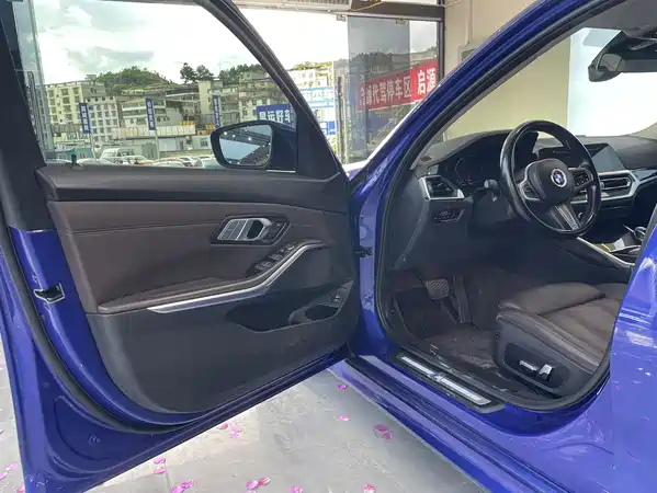 BMW 3 Series 2022