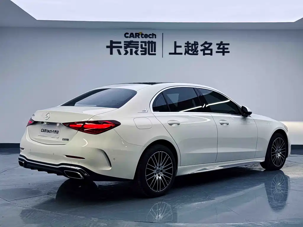 Mercedes-Benz C-Class 2024