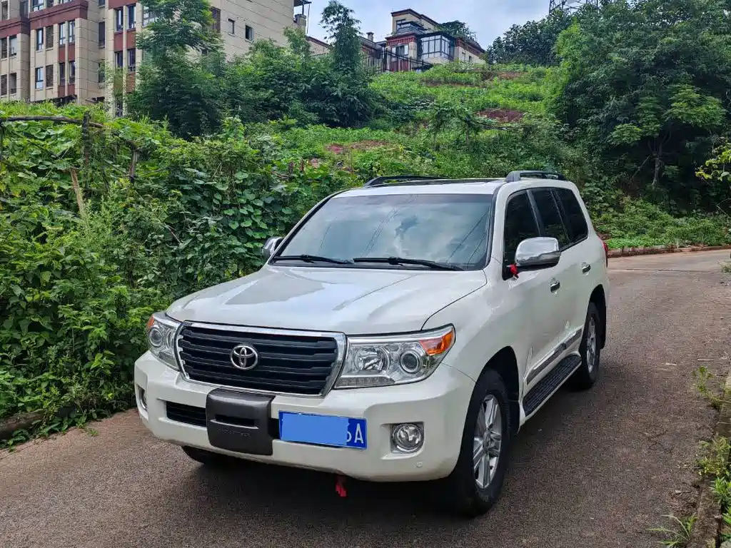 Toyota Land Cruiser 2015