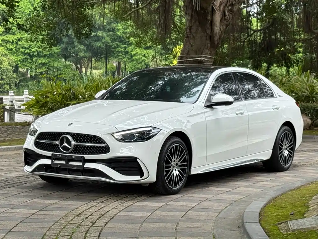 Mercedes-Benz C-Class 2024 — фото 2