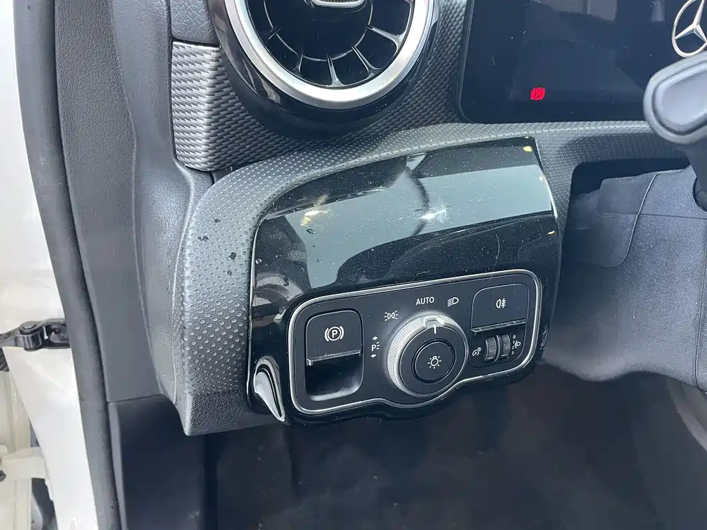 Mercedes-Benz A-Class 2023