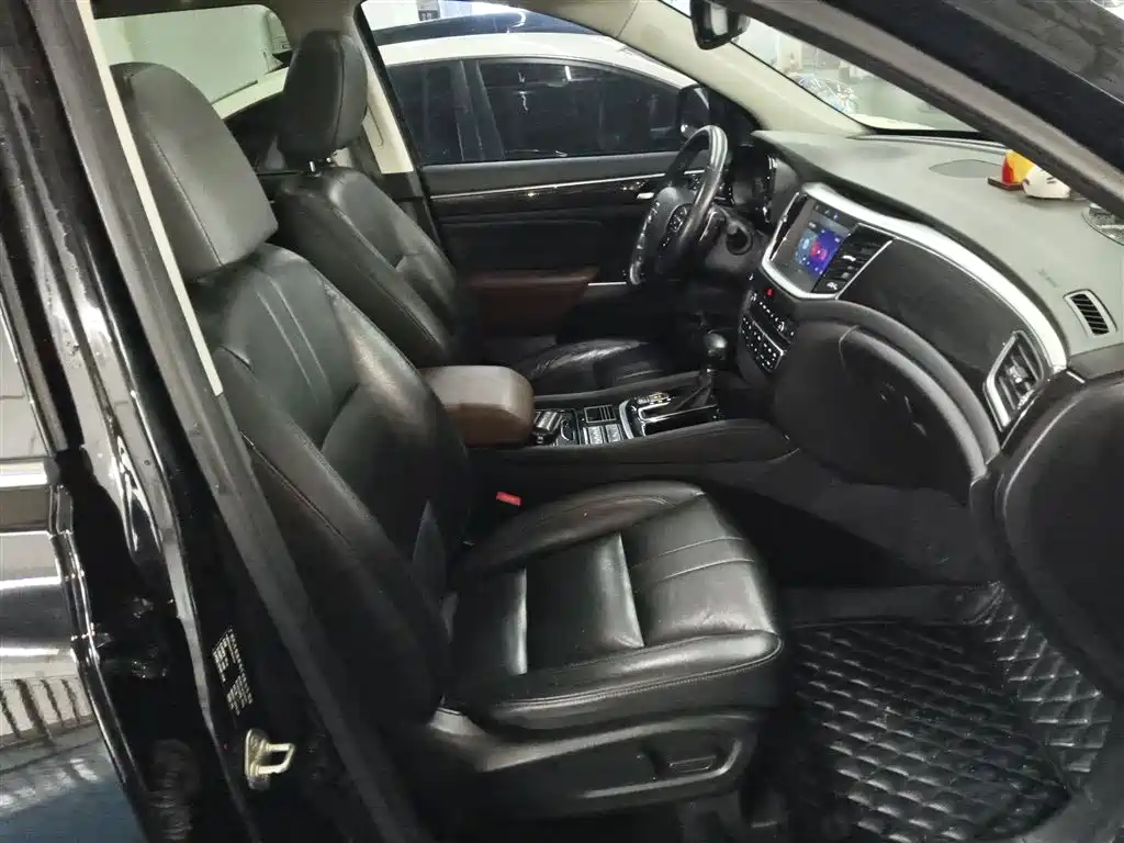 GAC Motor Trumpchi GS7 2020 — фото 25