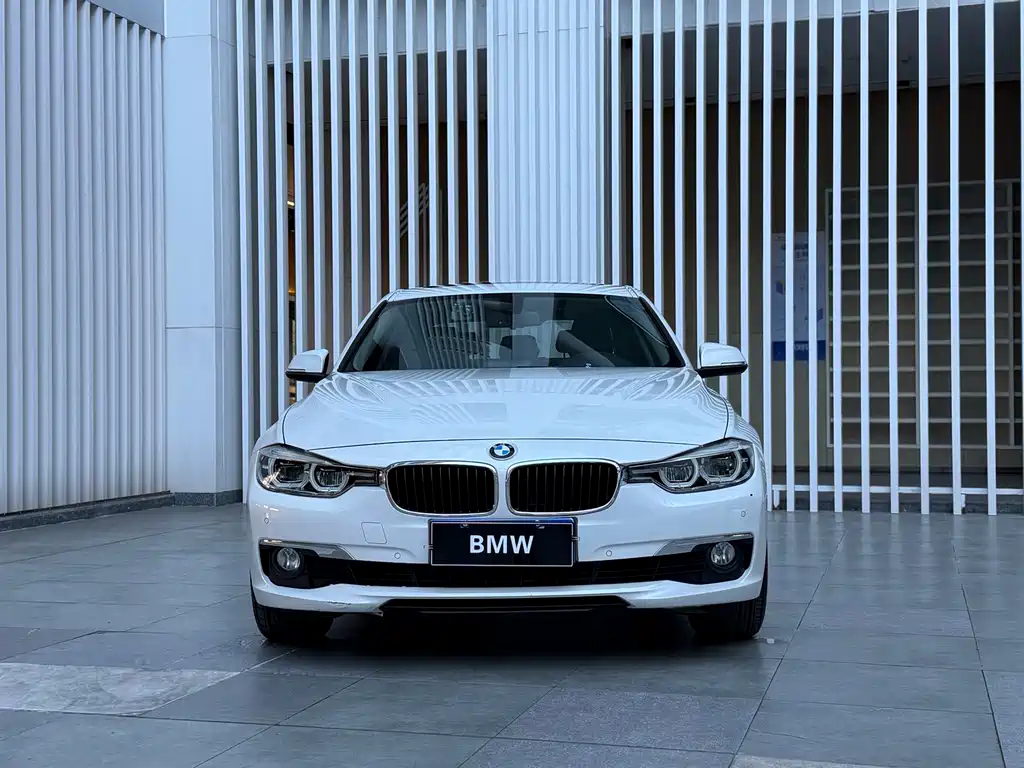 BMW 3 Series 2022