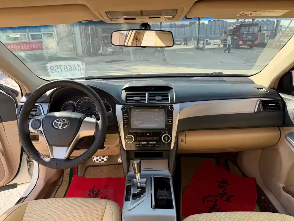 Toyota Camry 2013