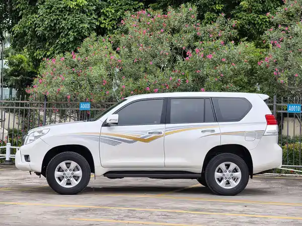 Toyota Prado 2011