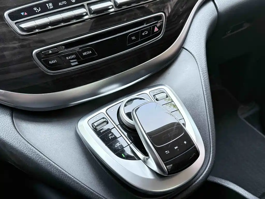 Mercedes-Benz V-Class 2018