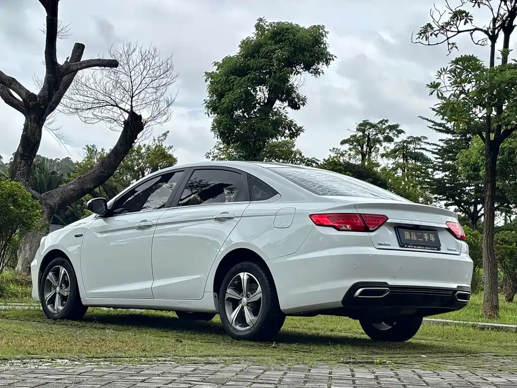 Geely Emgrand GL 2019