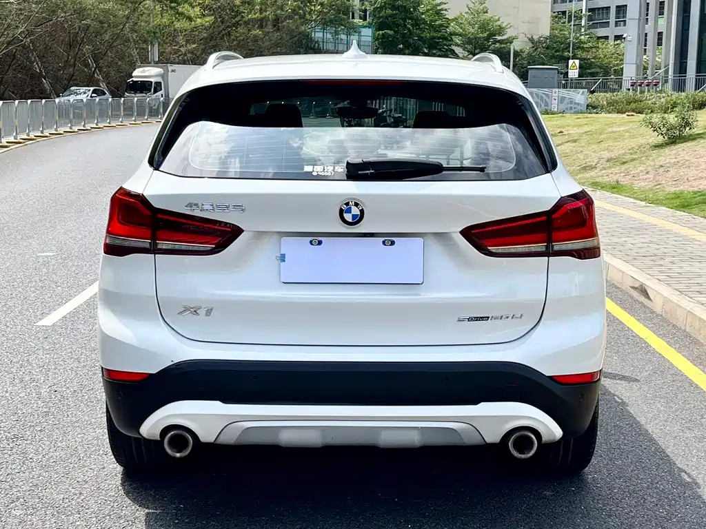 BMW X1 2021 — фото 13