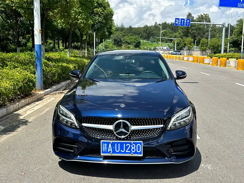 Mercedes-Benz C-Class 2019