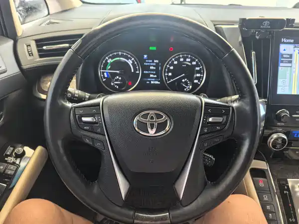 Toyota Alphard 2022