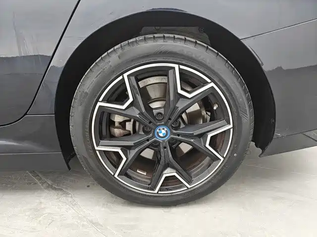 BMW i3 2023 — фото 14