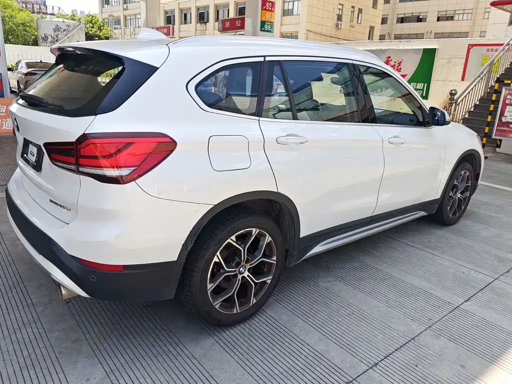 BMW X1 2022